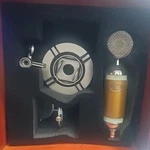 Blue Microphone Spark Condenser Gold +box Comes With Cable See Pic. Fixed Price $79.86.