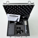 Lauten Audio LA-320 Twin-tone Tube Condenser Microphone Bonus Hard Carrying Case. Fixed Price $449.00.