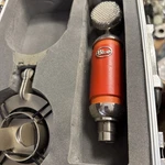 Blue Microphones Spark Sl Large Studio Condenser - Red. Fixed Price $69.00.