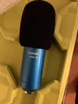 Neewer NW-800 Professional Studio Broadcasting Recording Condenser Microphone. Fixed Price $17.99.