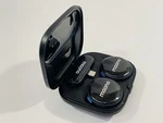 Maono Wireless Lavalier Microphone For Iphone WM620. Fixed Price $19.95.